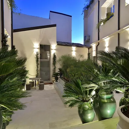 Aurispa 143 Con Piscina Centro * Ното